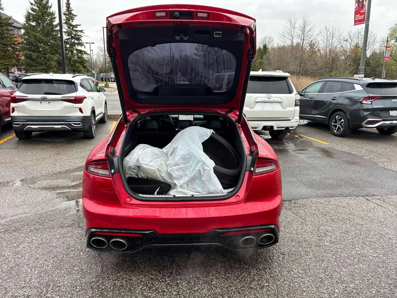 Kia Stinger * AWD * CARFAX * БЕЗ ПЪРВОНАЧАЛНА ВНОСКА, снимка 14 - Автомобили и джипове - 54545016