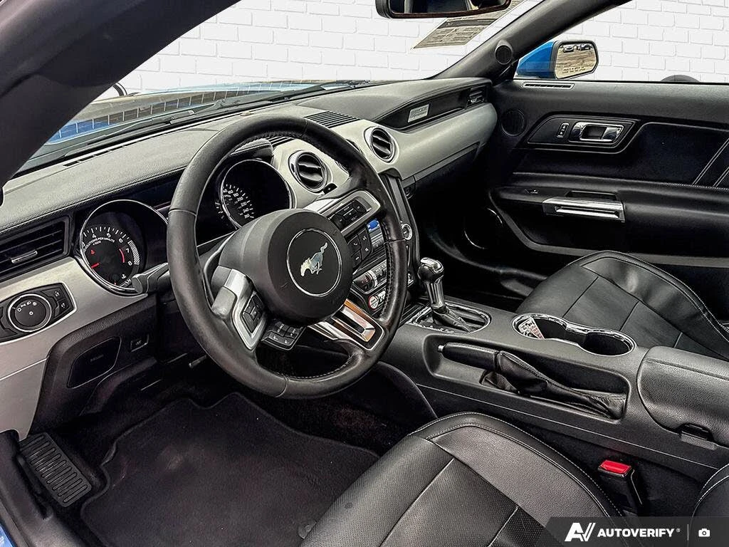 Ford Mustang  GT Premium Coupe RWD, снимка 12 - Автомобили и джипове - 54568669