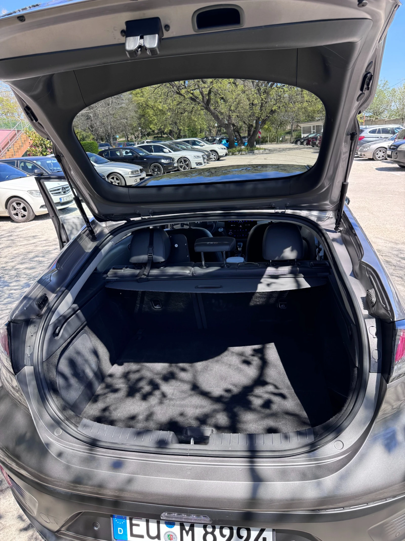 Hyundai Ioniq PREMIUM, снимка 14 - Автомобили и джипове - 54691411