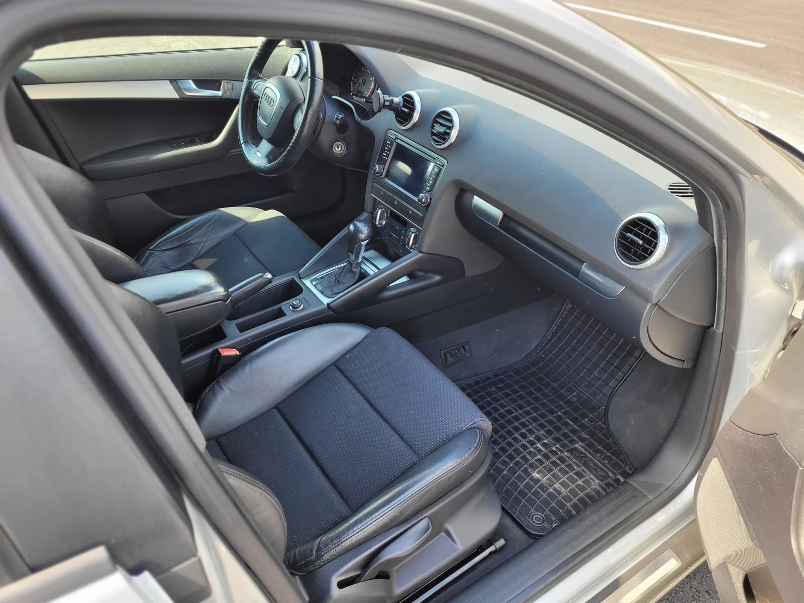 Audi A3 S-Line DSG , снимка 9 - Автомобили и джипове - 54804322