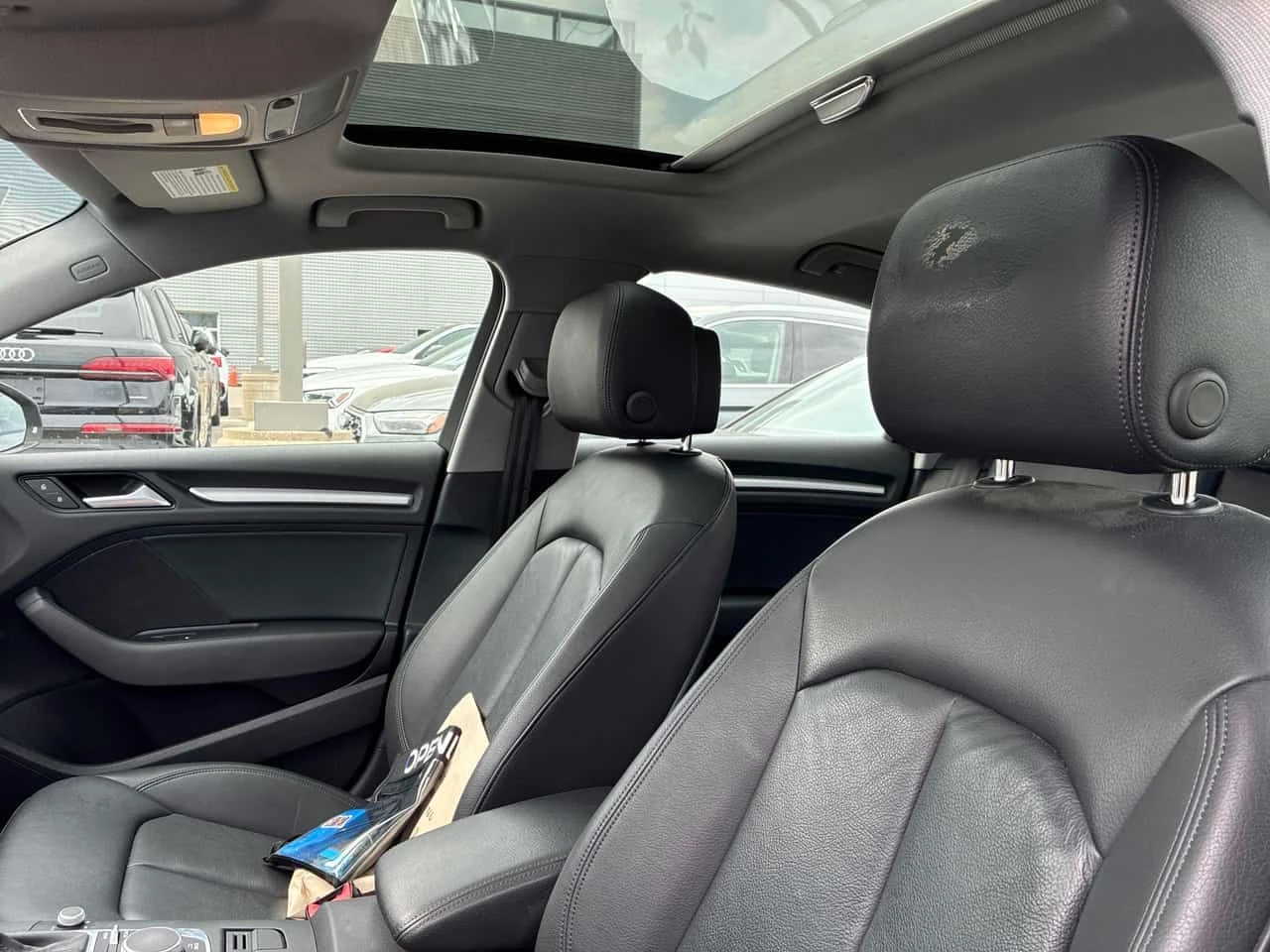 Audi A3 * Komfort * АВТОКРЕДИТ БЕЗ ПЪРВОНАЧАЛНА ВНОСКА, снимка 10 - Автомобили и джипове - 54812746