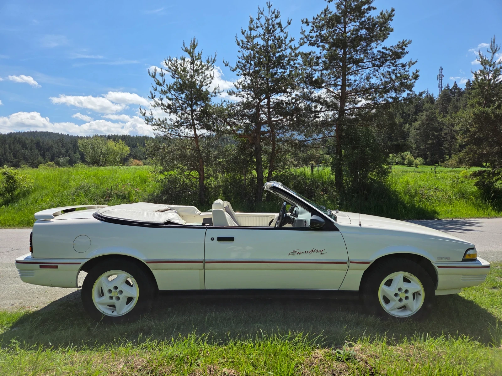 Pontiac Sunbird 3.1i ABS, снимка 14 - Автомобили и джипове - 54818840