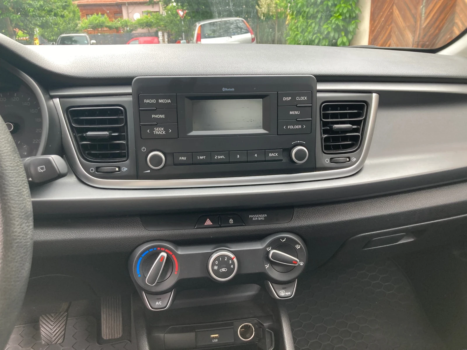 Kia Rio, снимка 3 - Автомобили и джипове - 54894692