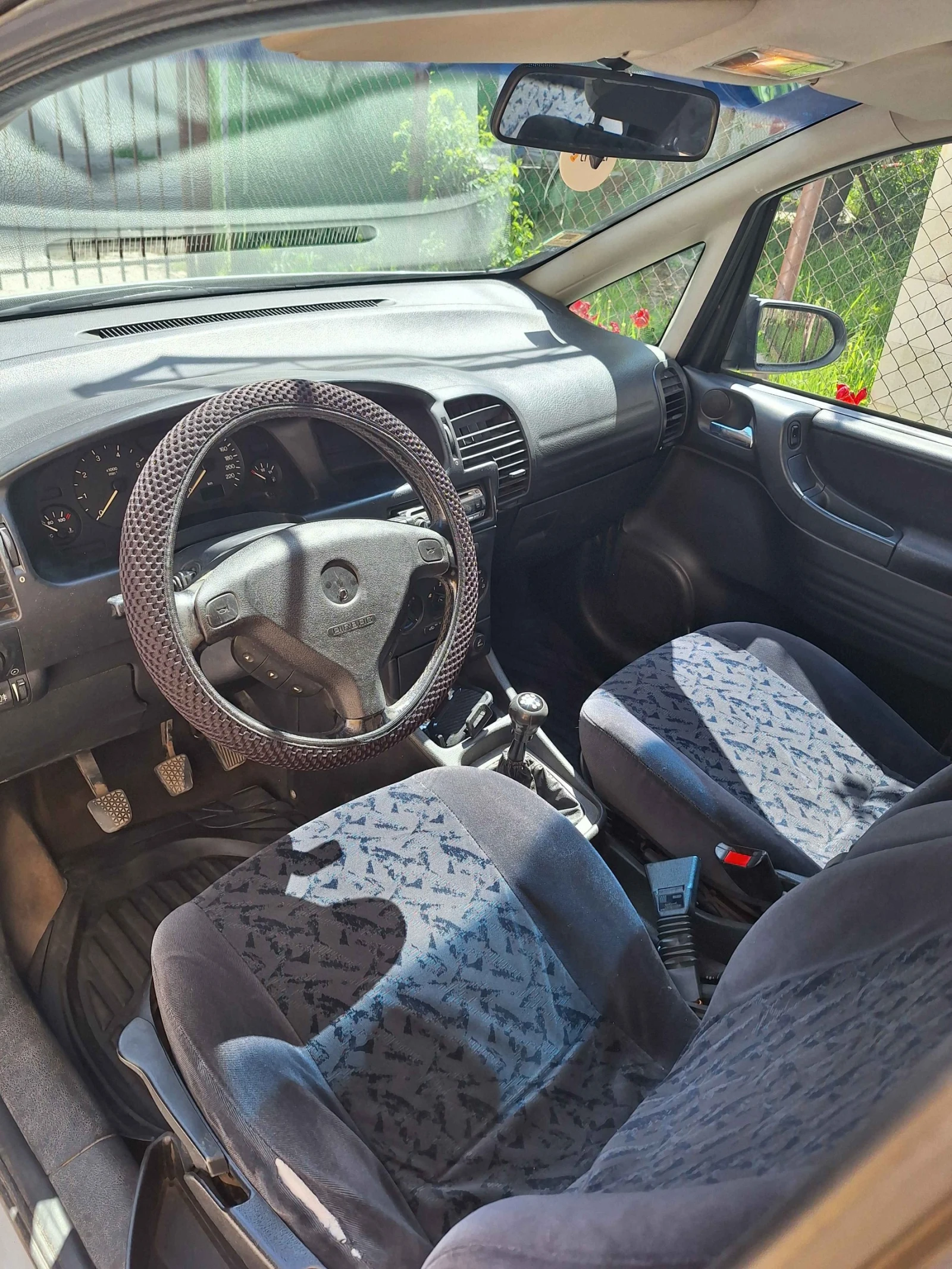Opel Zafira, снимка 4 - Автомобили и джипове - 55262483