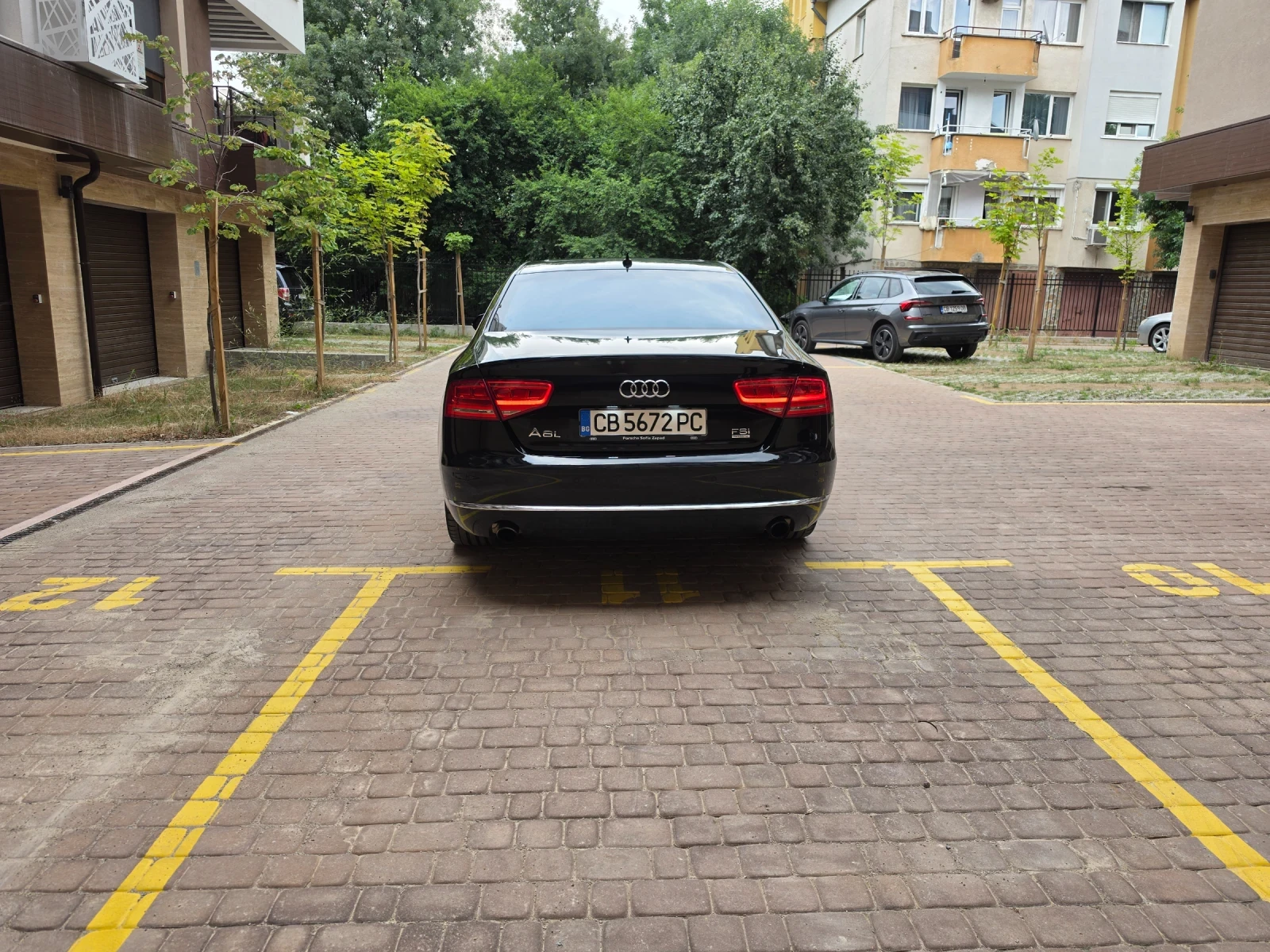 Audi A8 4.2 FSI V8, снимка 3 - Автомобили и джипове - 55317728