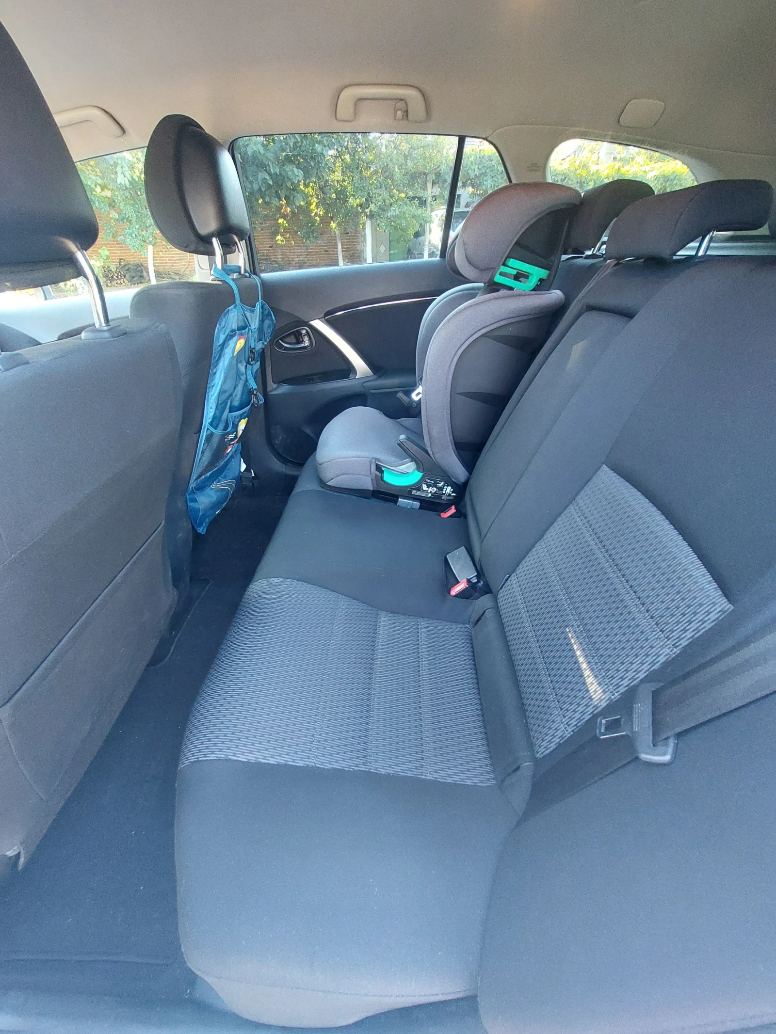 Toyota Avensis, снимка 12 - Автомобили и джипове - 55613252