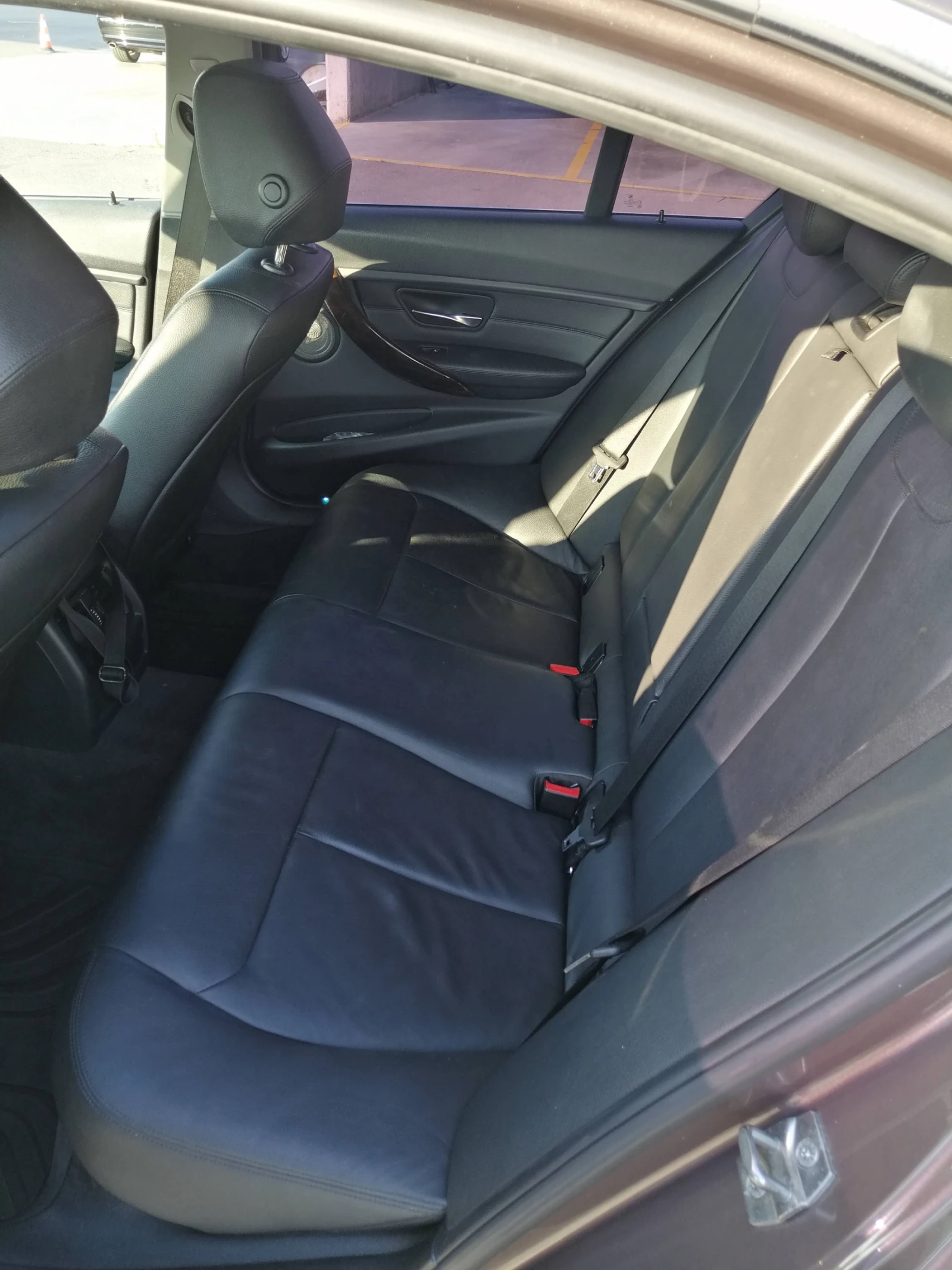 BMW 328 LUXORY xDrive, снимка 12 - Автомобили и джипове - 55932384
