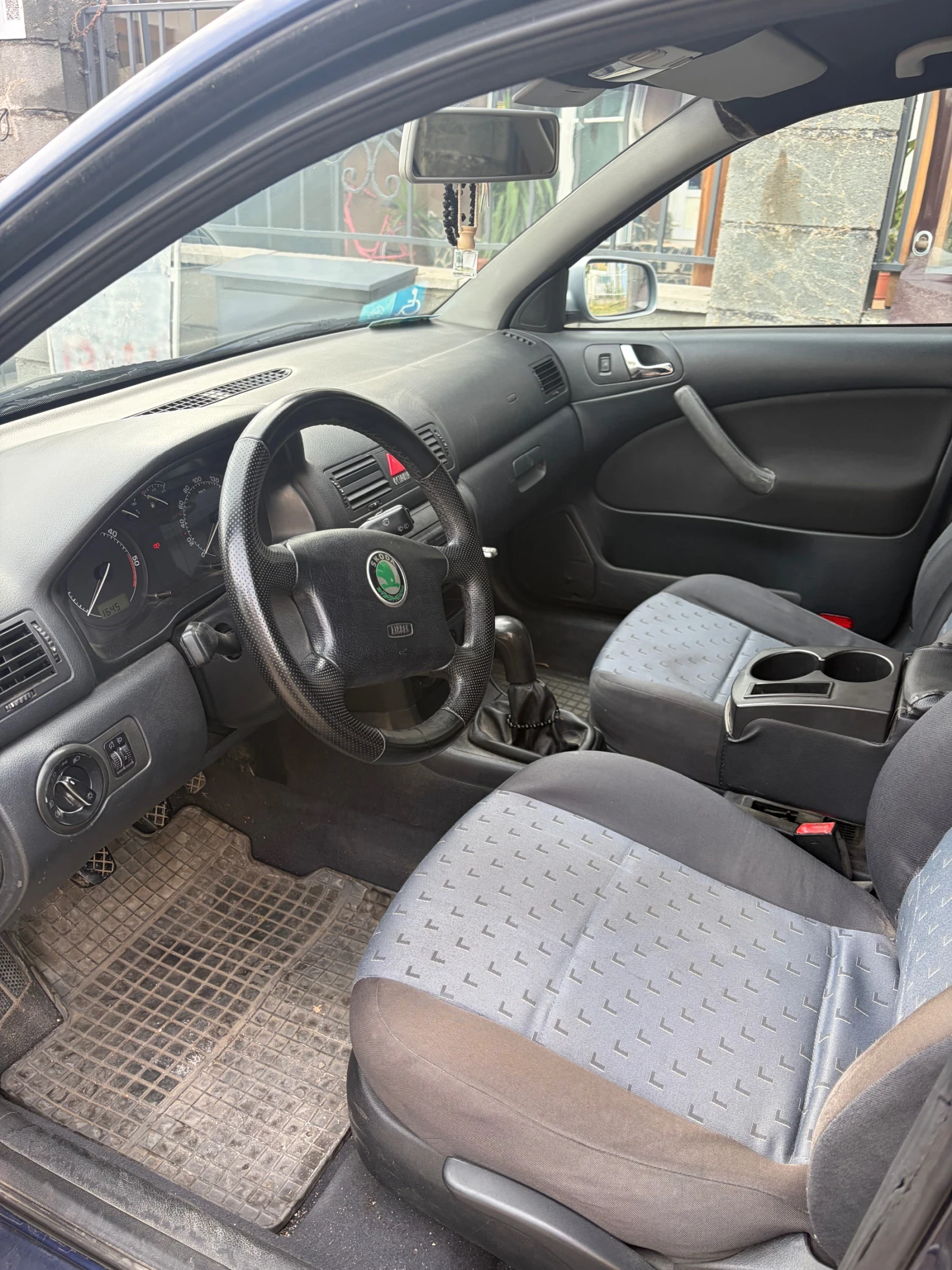 Skoda Octavia Skoda Octavia 1.9 TDI, снимка 4 - Автомобили и джипове - 56235410