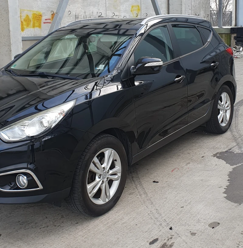 Hyundai IX35, снимка 3 - Автомобили и джипове - 46836245