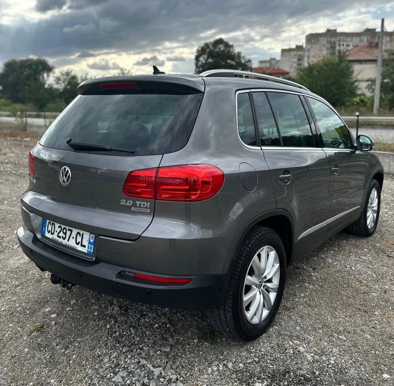 VW Tiguan 2.0TDI, снимка 5 - Автомобили и джипове - 47370934