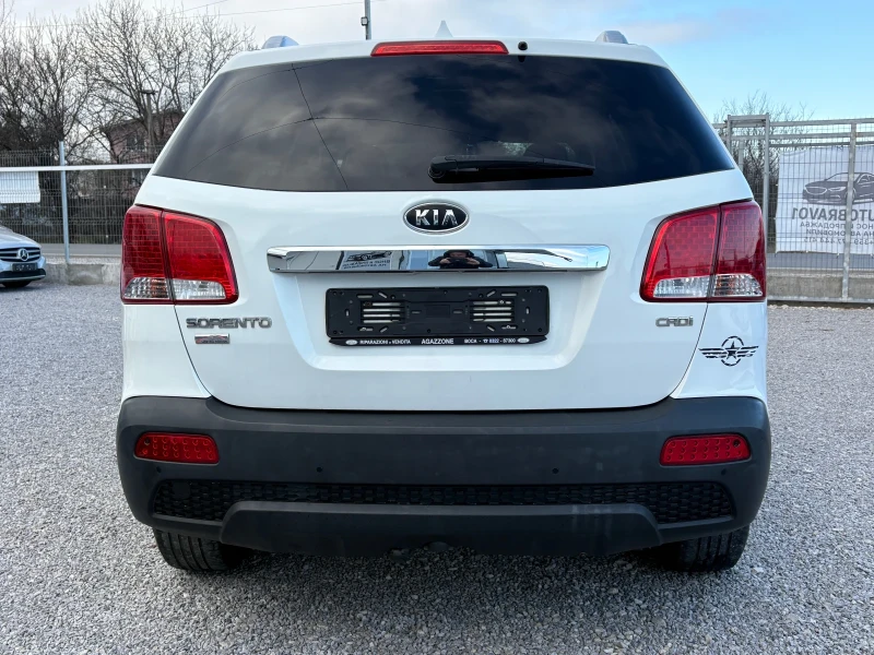 Kia Sorento 2, 2CRDI-4x4-179000км.-ТЕГЛИЧ, снимка 7 - Автомобили и джипове - 52754529