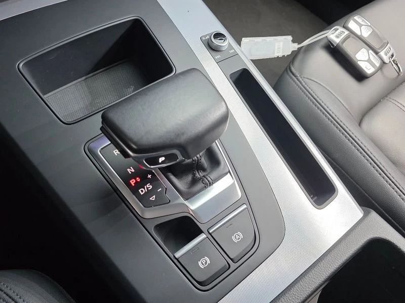 Audi Q5 40 TDI Quattro Sportback| 190к.с.| ВКЛ.ТЕХНОТЕСТ, снимка 9 - Автомобили и джипове - 55309652
