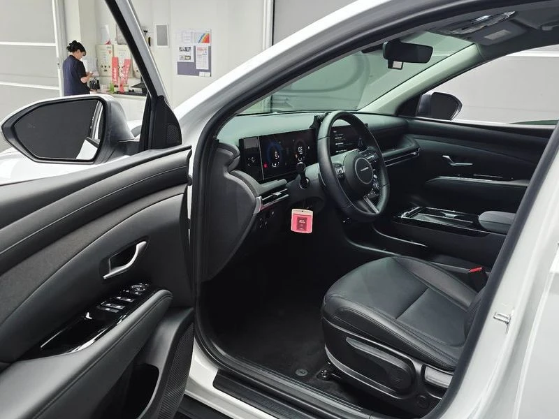 Hyundai Tucson * 1.6* 2WD* ЦЕНАДОБГ!, снимка 10 - Автомобили и джипове - 55596204