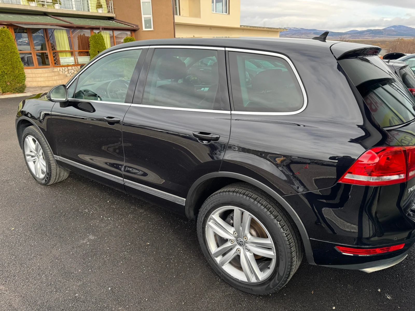 VW Touareg 3.0TDI EXCLUSIVE - изображение 5