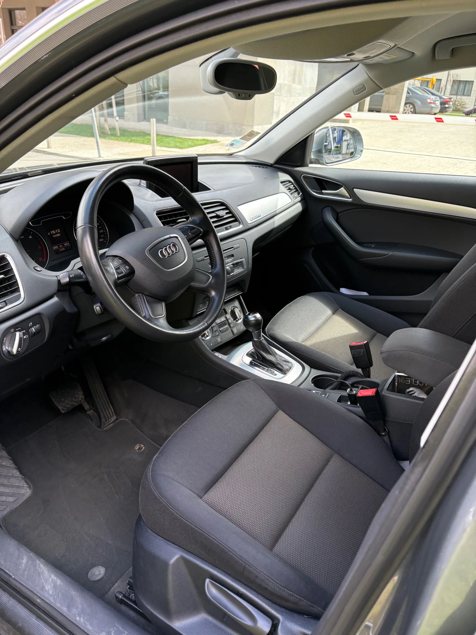 Audi Q3 Audi Q3 2.0TDI QUATTRO S-TRONIC NAVI XENON - изображение 5