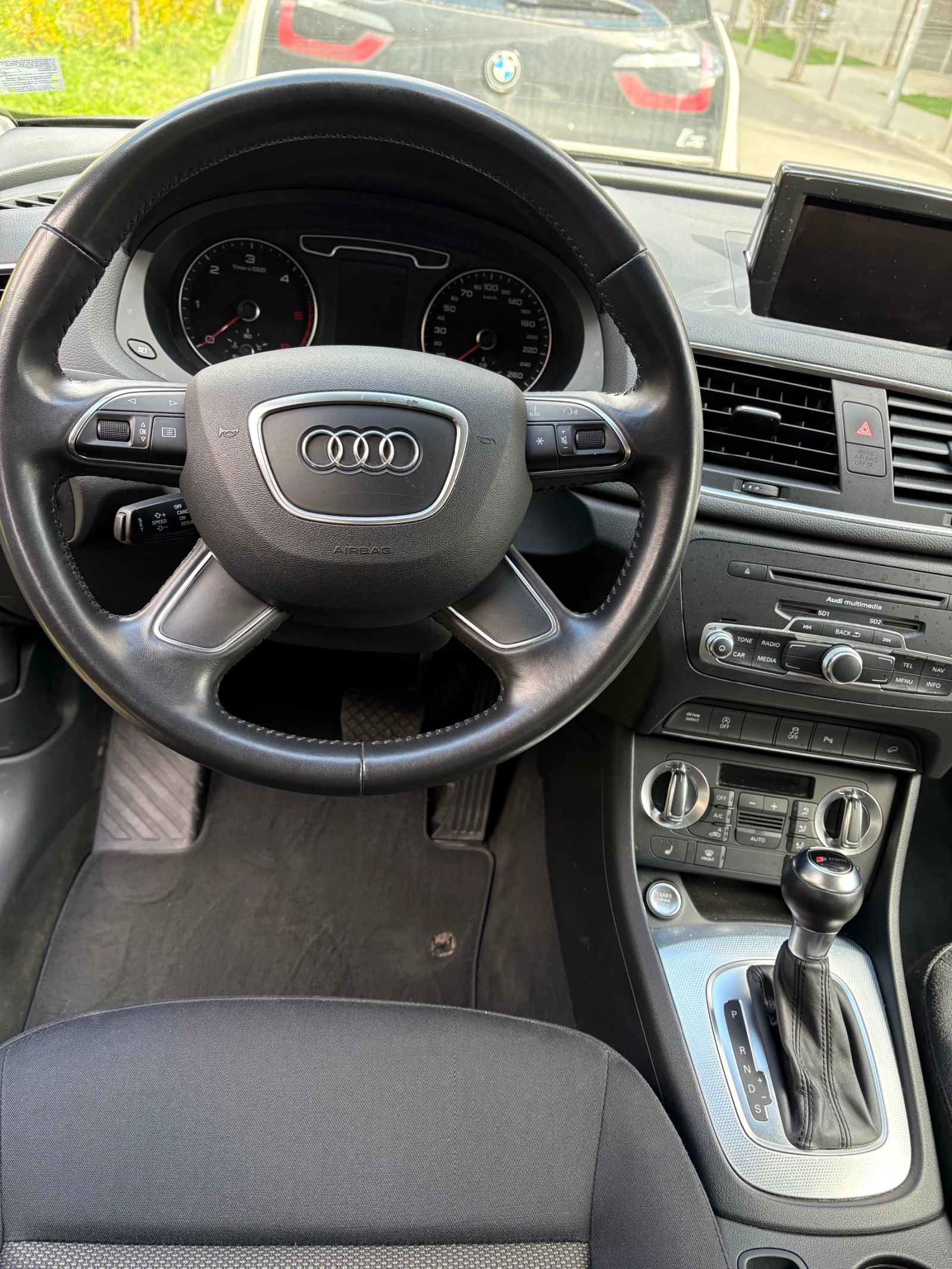 Audi Q3 Audi Q3 2.0TDI QUATTRO S-TRONIC NAVI XENON - изображение 7