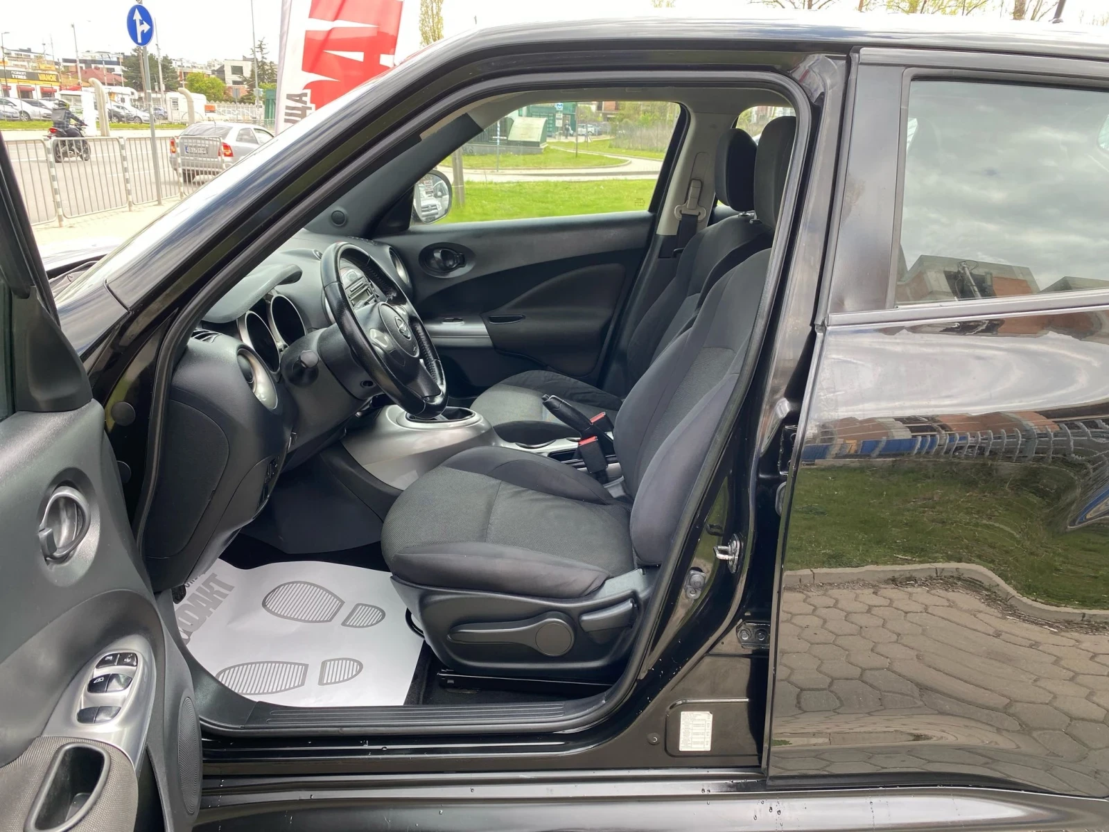 Nissan Juke 1.6i/ГАЗ - изображение 8