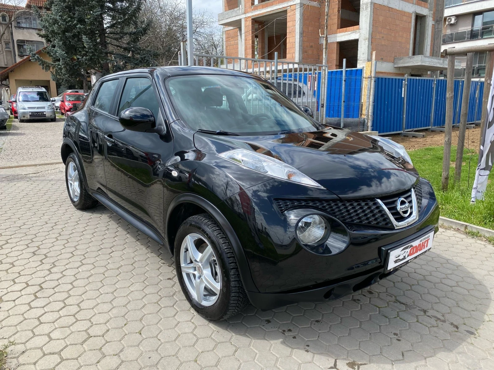 Nissan Juke 1.6i/ГАЗ - изображение 3