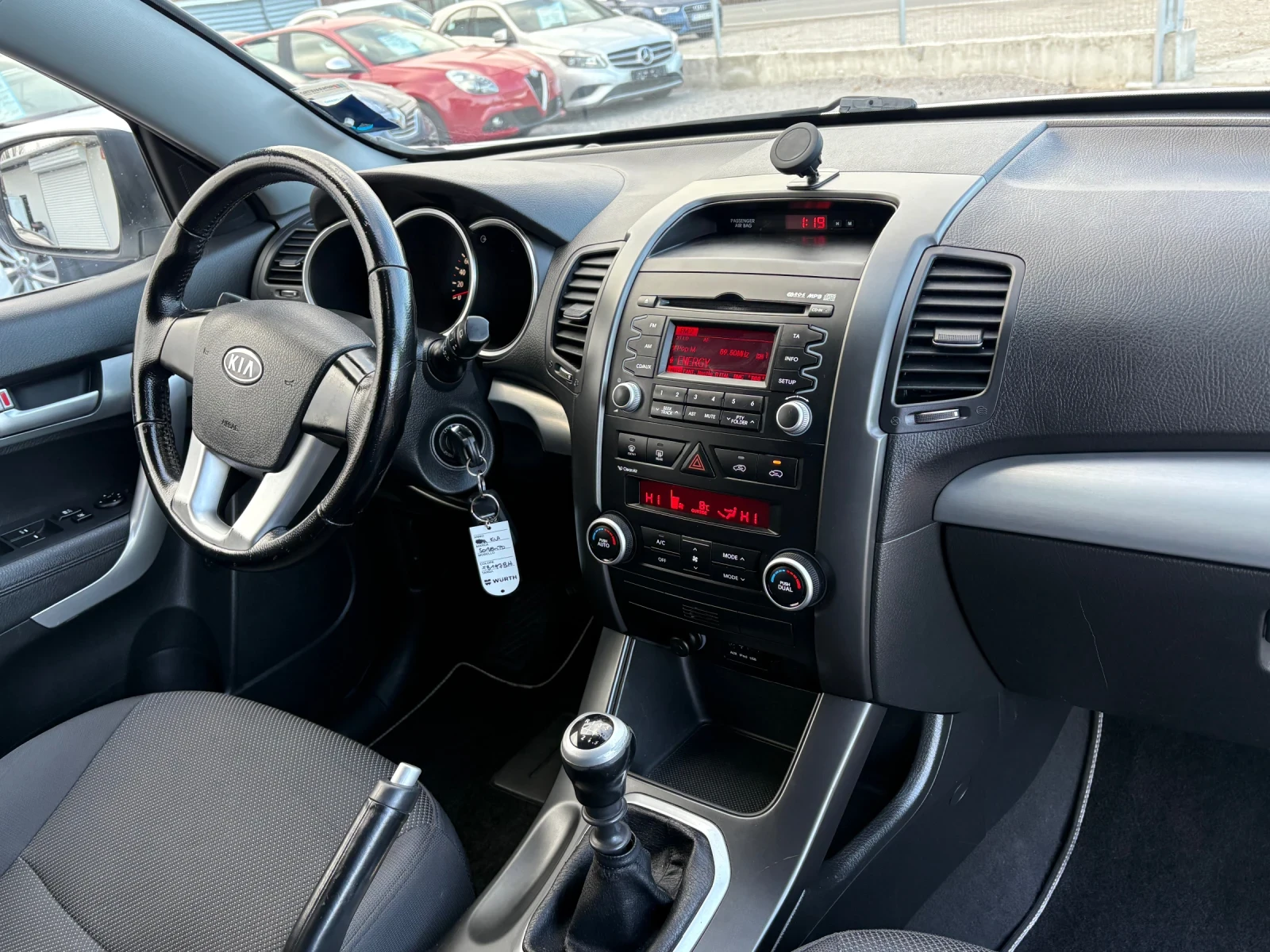 Kia Sorento 2, 2CRDI-4x4-179000.- | Mobile.bg   11