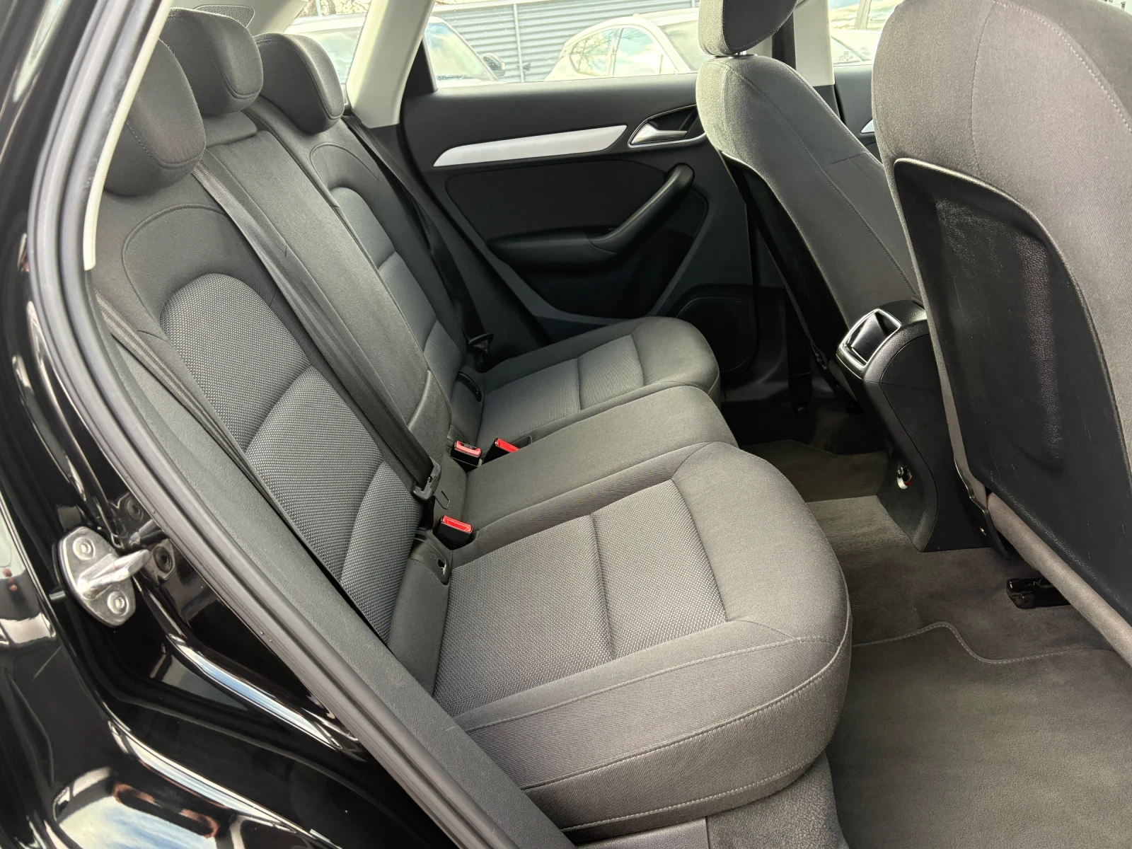 Audi Q3 2 0TDI-4x4-���������-150��.-���� ���� | Mobile.bg � ����������� 10