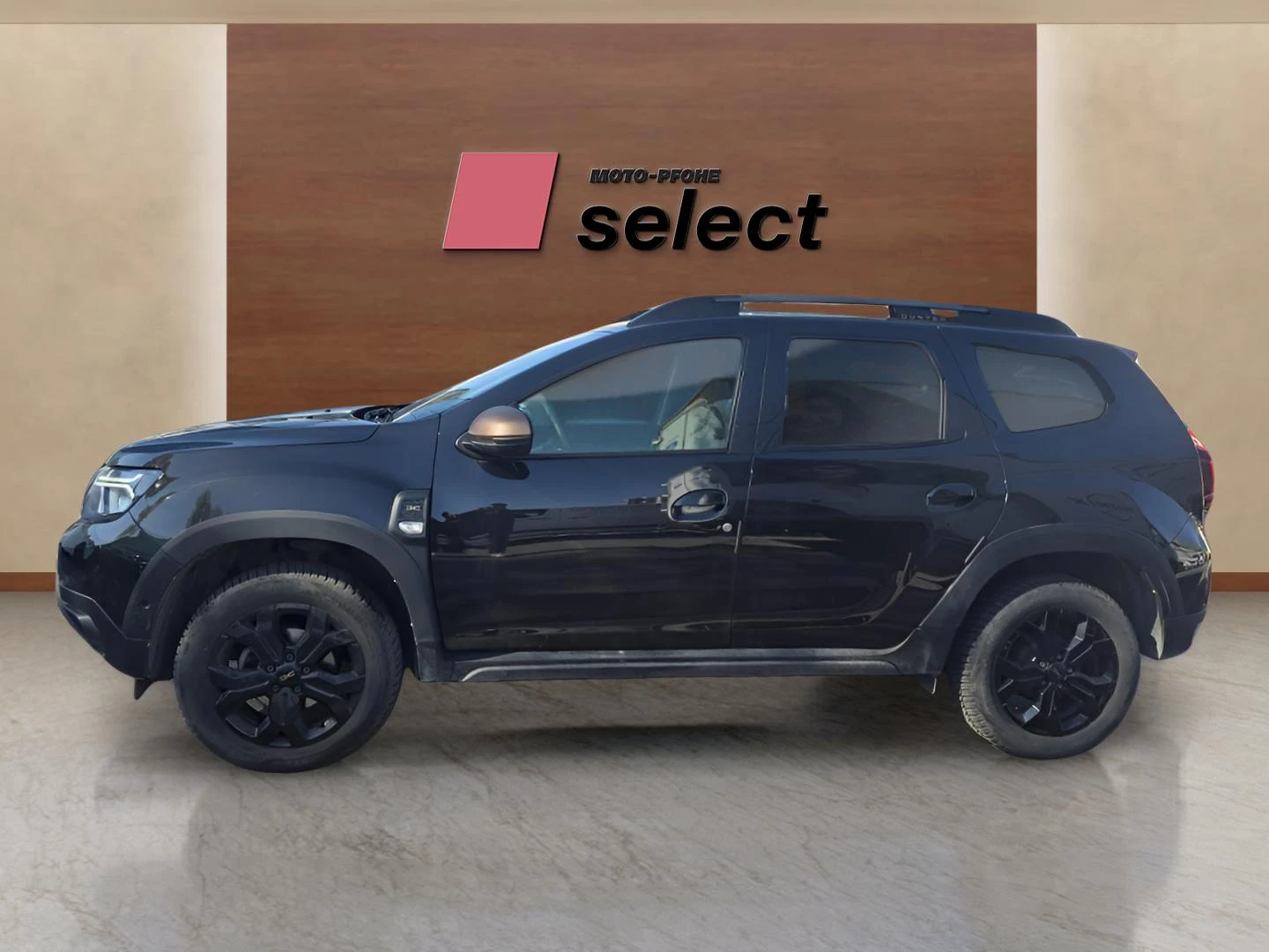 Dacia Duster 1.0 TCE, снимка 8 - Автомобили и джипове - 54306891