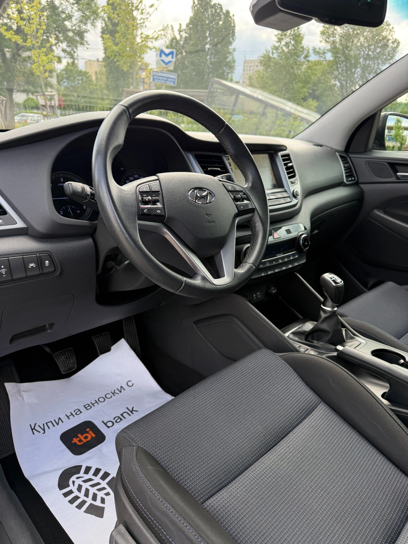 Hyundai Tucson 1.7 CRDI* X-Possible* KEYLESS* , снимка 11 - Автомобили и джипове - 54789124