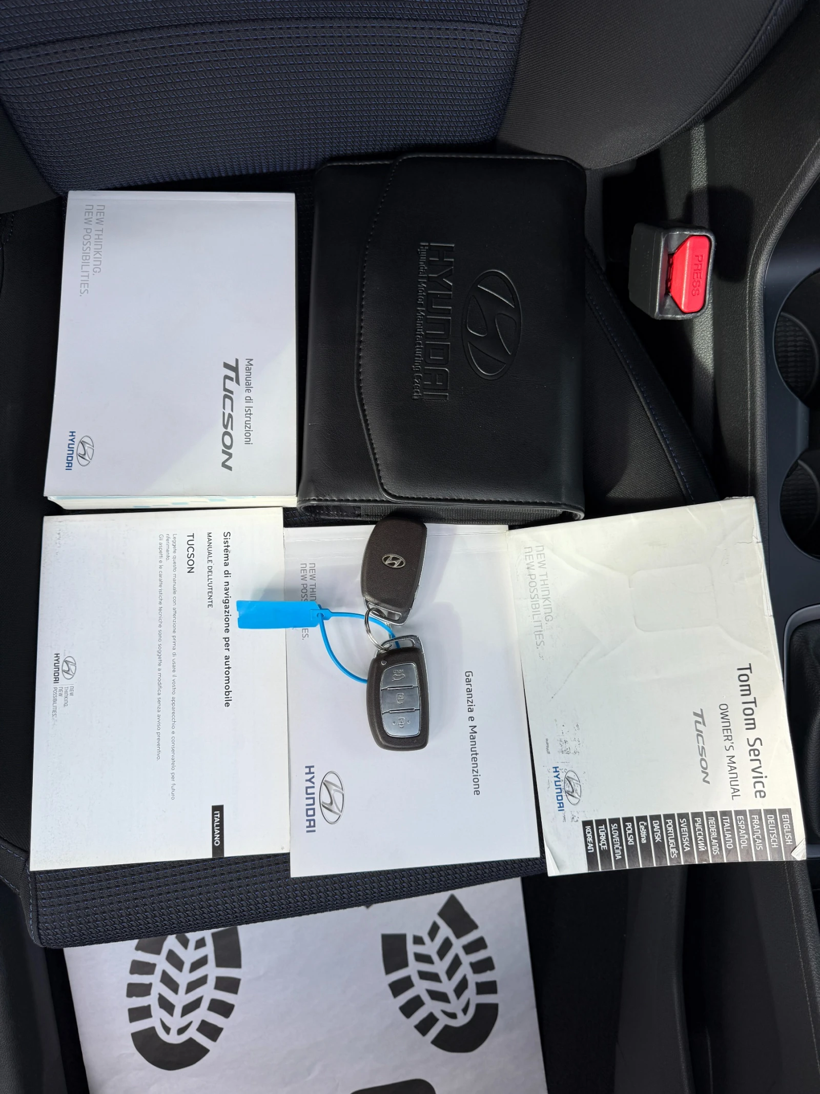 Hyundai Tucson 1.7 CRDI* X-Possible* KEYLESS* , снимка 14 - Автомобили и джипове - 54789124
