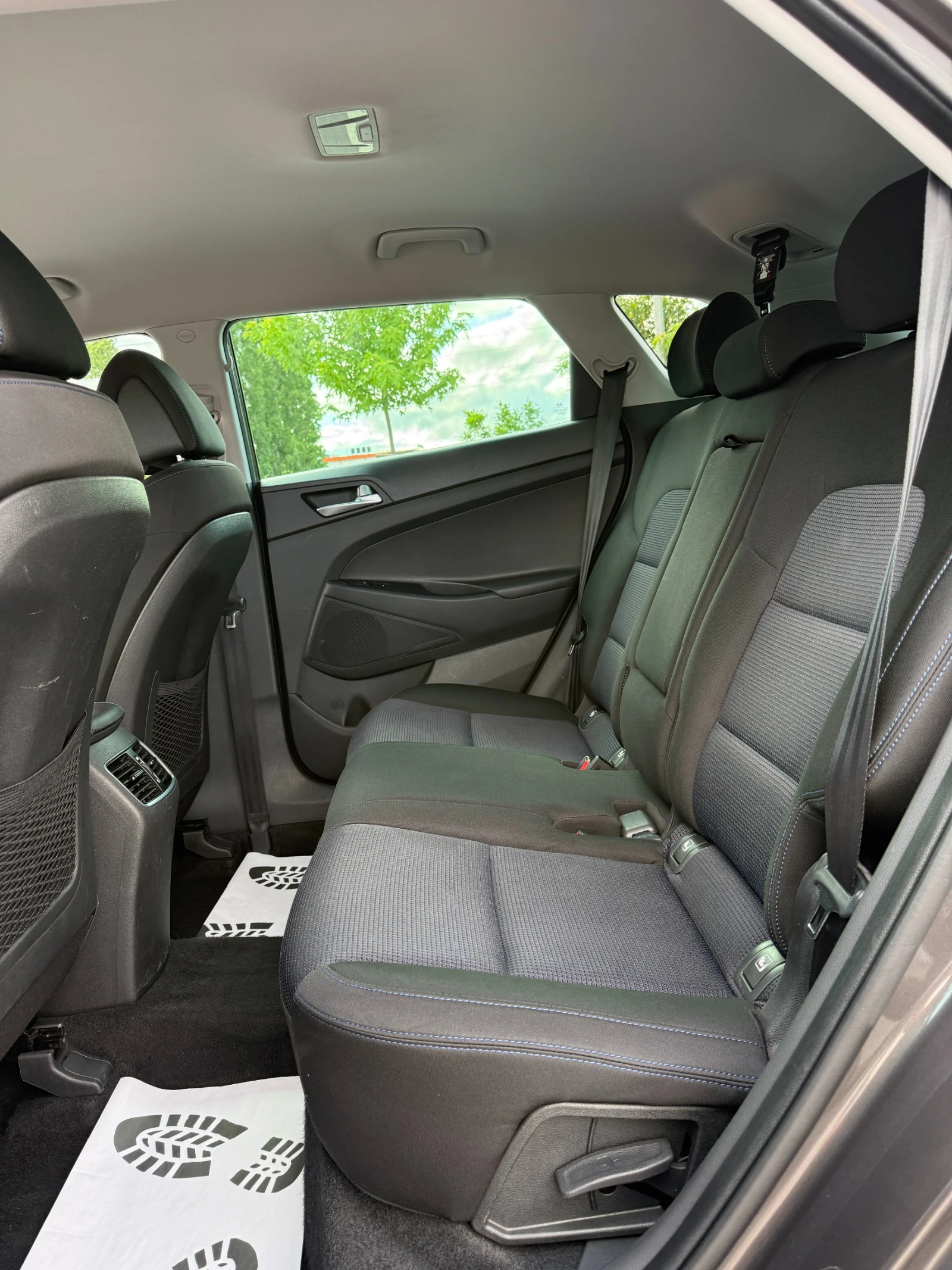 Hyundai Tucson 1.7 CRDI* X-Possible* KEYLESS* , снимка 9 - Автомобили и джипове - 54789124