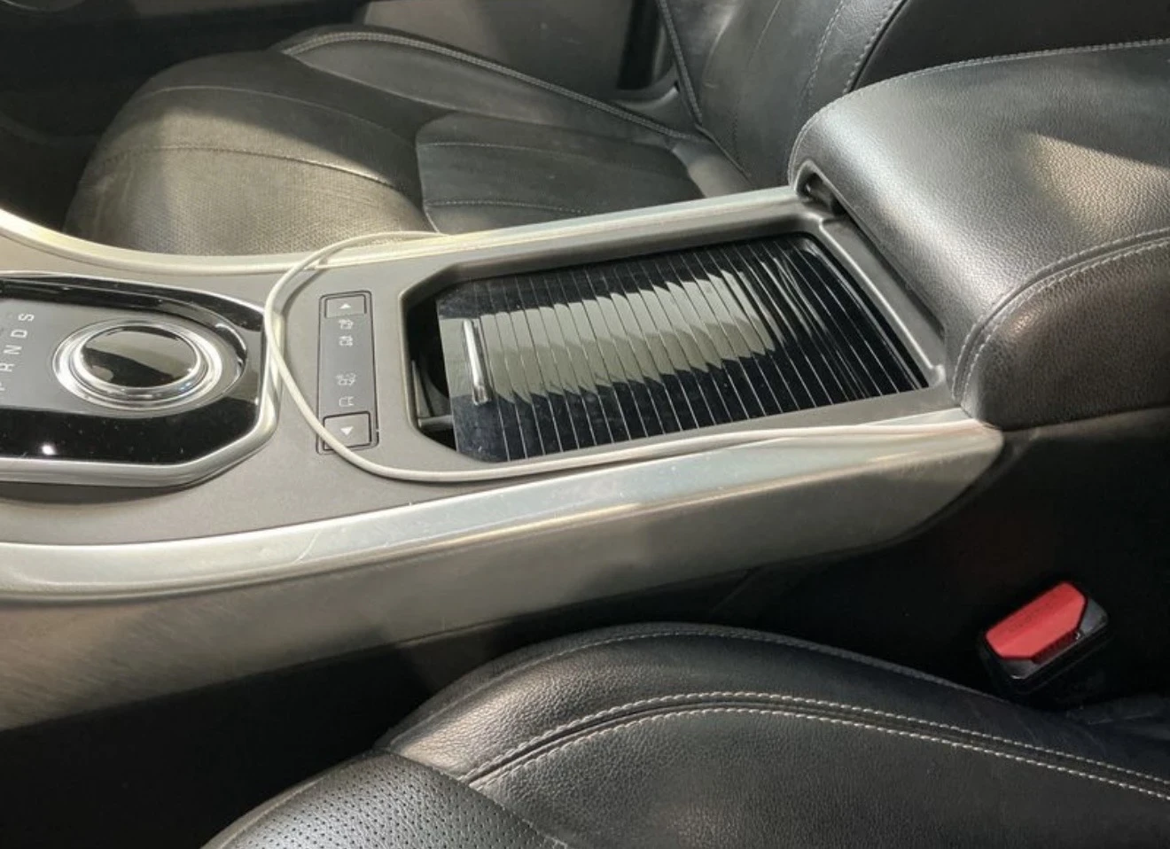 Land Rover Range Rover Evoque 100000km / Панорама / 2.0 / FULL екстри , снимка 15 - Автомобили и джипове - 54892193