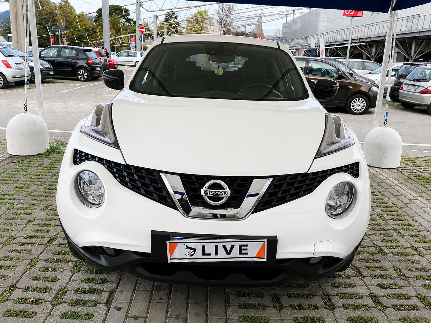 Nissan Juke 1.6 Acenta LPG * 113К KM * FACELIFT, снимка 2 - Автомобили и джипове - 55465281