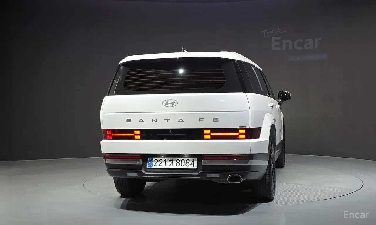 Hyundai Santa fe EXCLUSIVE | 4WD | ACC | COOLED SEATS | LANE ASSIST, снимка 4 - Автомобили и джипове - 55899932