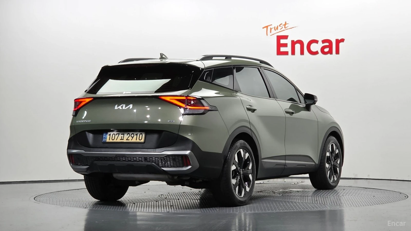 Kia Sportage SIGNATURE MAX| KRELL| ACC| 4HUD| ОБДУХ| 360| MIRRO, снимка 4 - Автомобили и джипове - 56108845