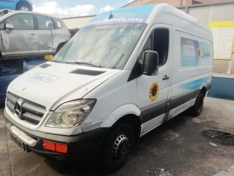 Mercedes-Benz Sprinter 516 516 CDI AUTOMATIC - САМО ЗА ЧАСТИ  - изображение 2