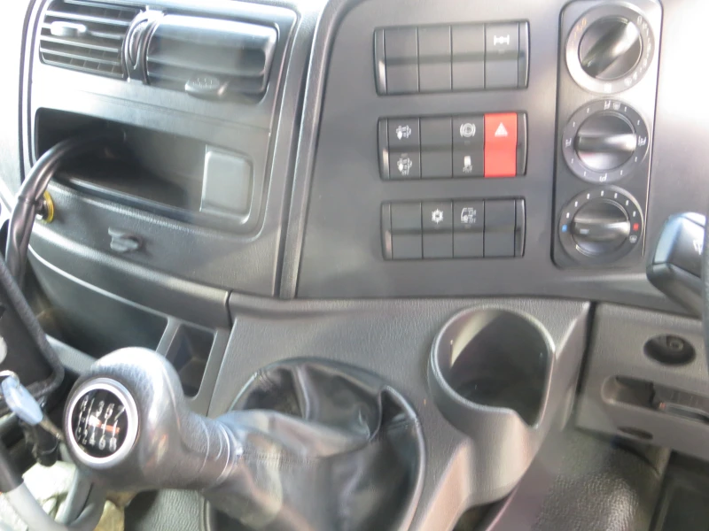 Mercedes-Benz Atego 1323 МОТОМЕТАЧКА С ПРАХОСМУКАЧКА, снимка 9 - Камиони - 52287074