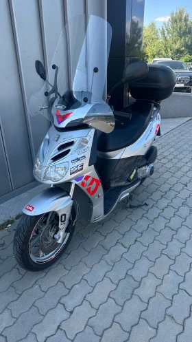 Aprilia Sportcity 300 Cube, снимка 7