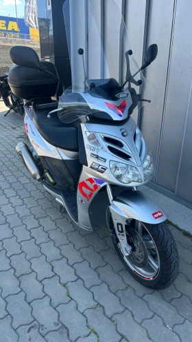 Aprilia Sportcity 300 Cube, снимка 2