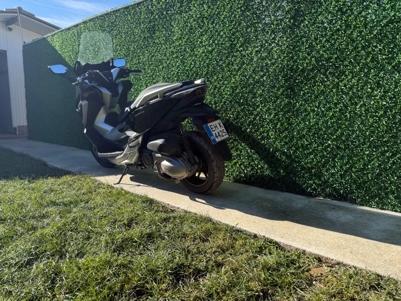 Honda Forza, снимка 10 - Мотоциклети и мототехника - 53261856