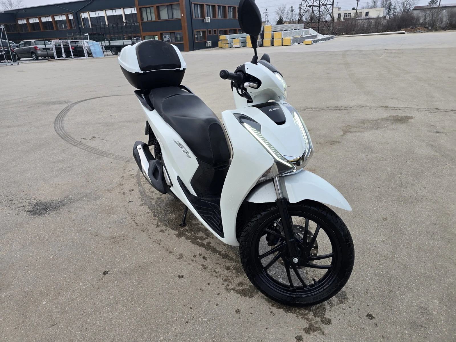 Honda Sh 150, снимка 2 - Мотоциклети и мототехника - 53725918