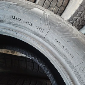 Гуми Зимни 205/60R16, снимка 13