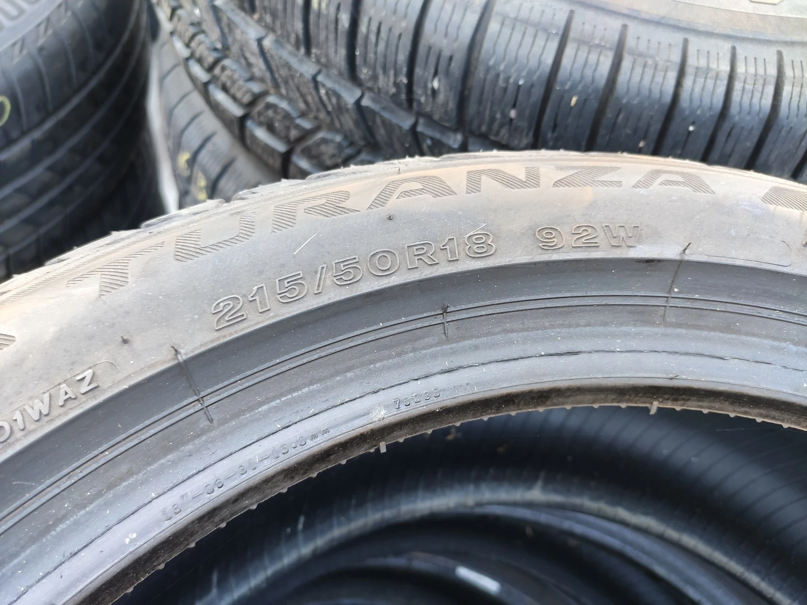 Гуми Летни 215/50R18, снимка 8 - Гуми и джанти - 56664424