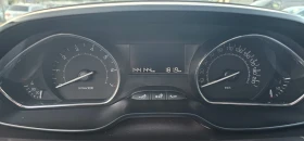 Peugeot 2008 1.2 /82ks/ Реални километри!!!, снимка 16