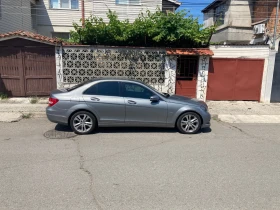 Mercedes-Benz C 200, снимка 15