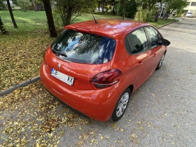 Peugeot 208 Бензин от България, снимка 7