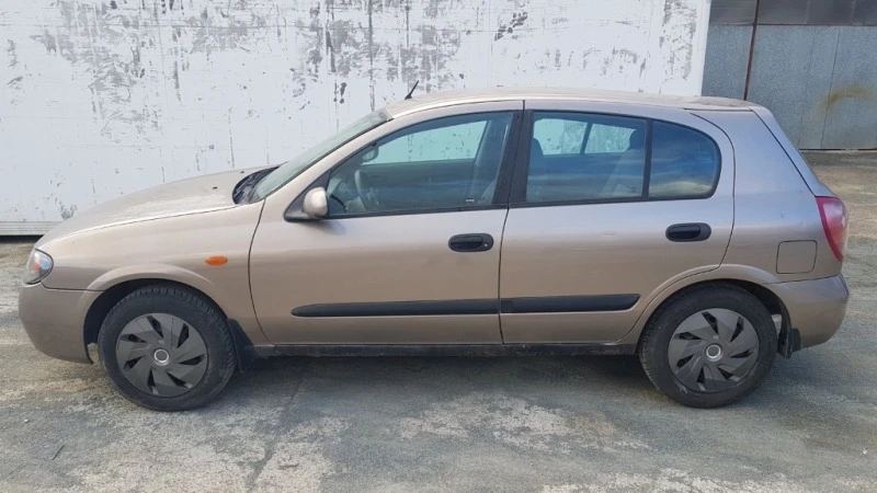 Nissan Almera 2.2 DCI/1.8 16V, снимка 14 - Автомобили и джипове - 40283561