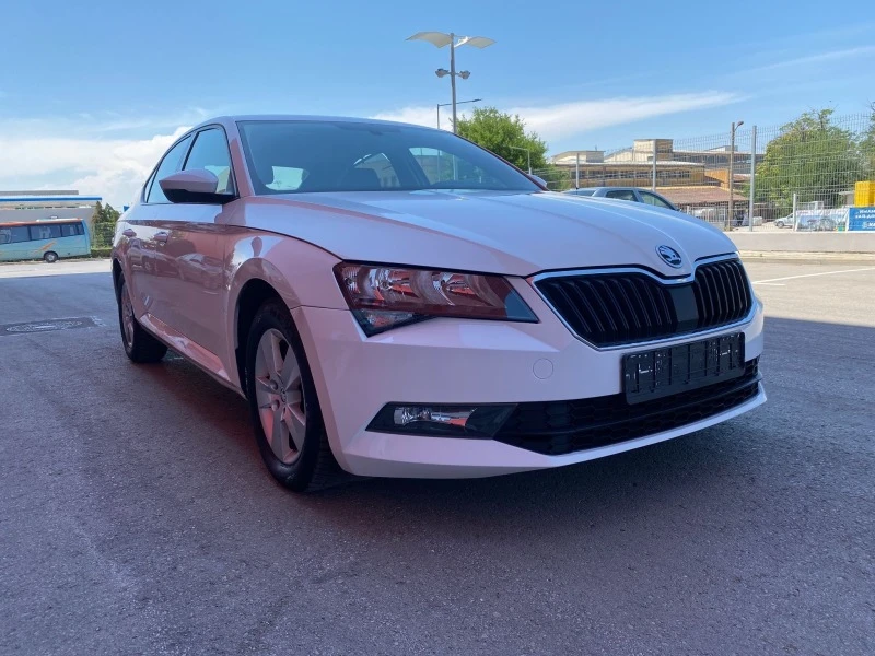 Skoda Superb KATO HOBA , снимка 3 - Автомобили и джипове - 42906568