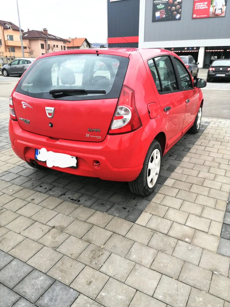 Dacia Sandero Бензин /Газ, снимка 8 - Автомобили и джипове - 44116295