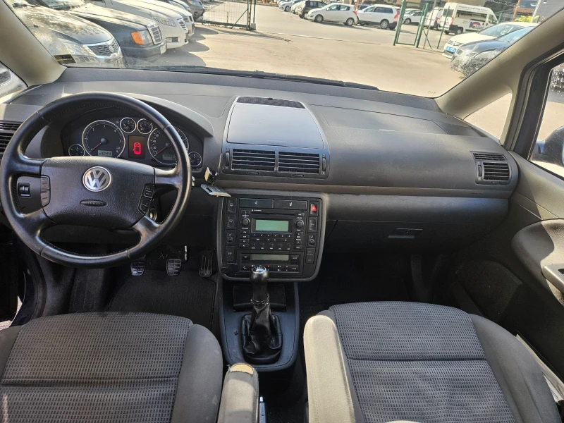 VW Sharan 1.9 TDI цена5700лв до 4.11.2024г, снимка 11 - Автомобили и джипове - 47747942