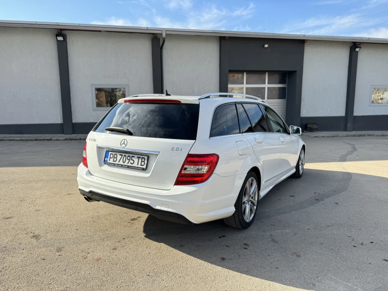 Mercedes-Benz C 220 AMG Package Facelift, снимка 8 - Автомобили и джипове - 48544886