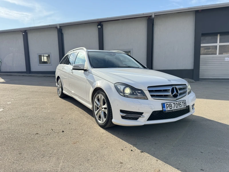 Mercedes-Benz C 220 AMG Package Facelift, снимка 4 - Автомобили и джипове - 48544886