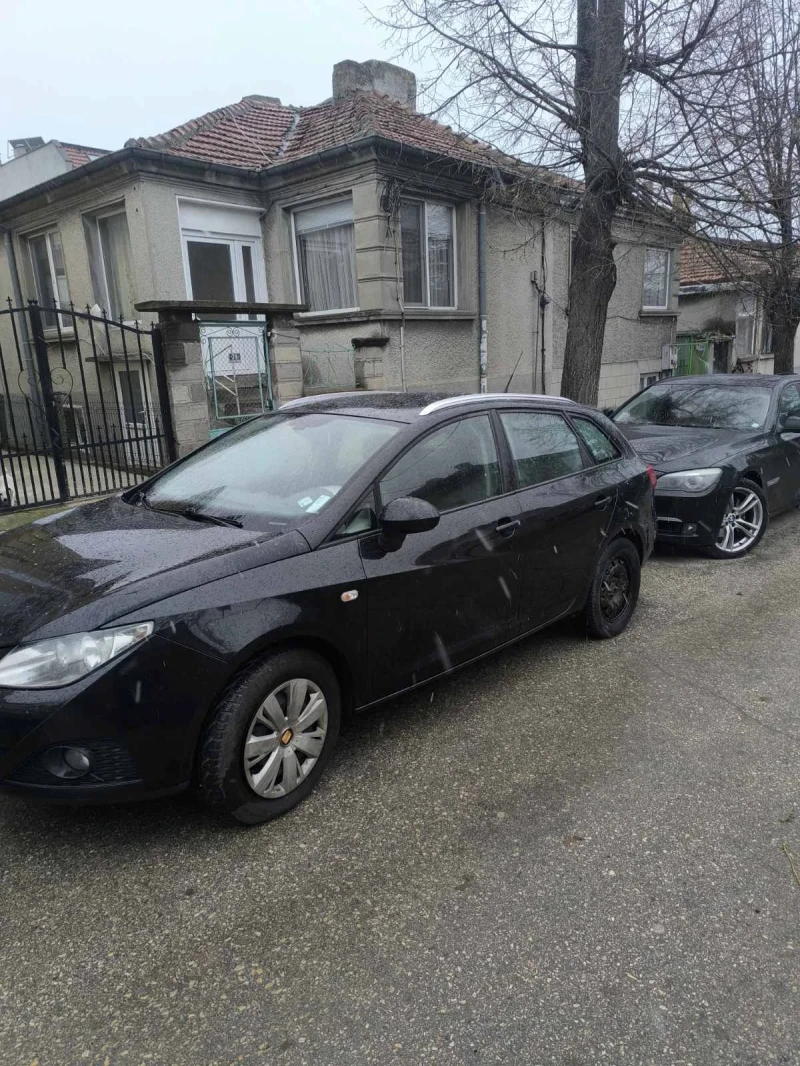 Seat Ibiza 1.6 TDI, снимка 1 - Автомобили и джипове - 48564659